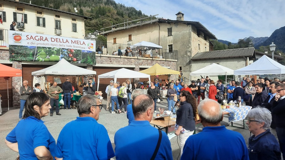 festa mela moio 2 - La Voce delle Valli