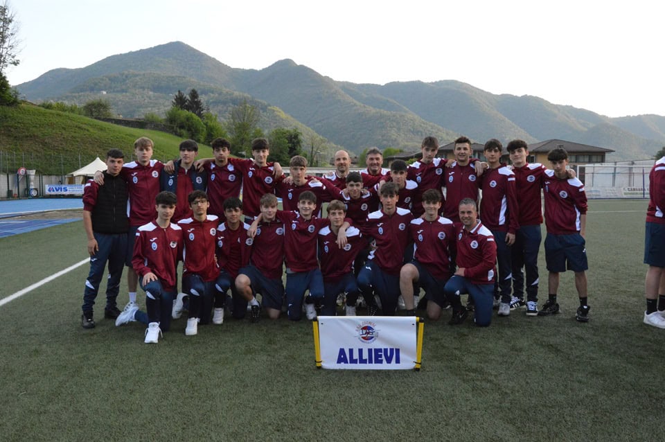 Allievi 2009 vincitori campionato provinciale - La Voce delle Valli