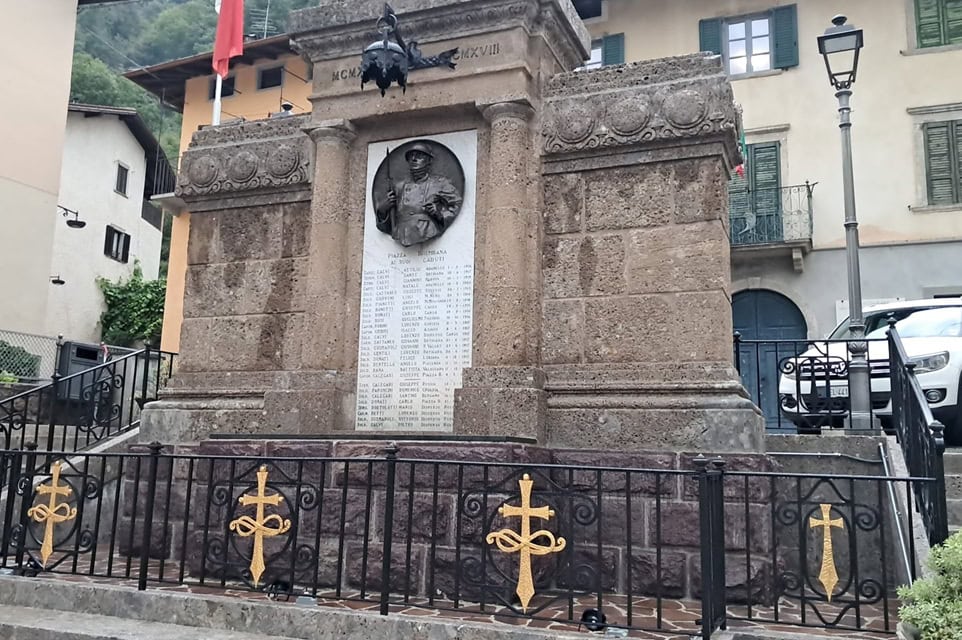 monumento piazza brembana 2 - La Voce delle Valli