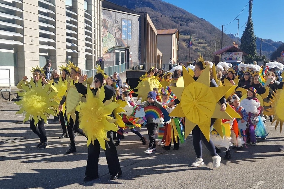 carnevale san giovanni bianco 2 - La Voce delle Valli