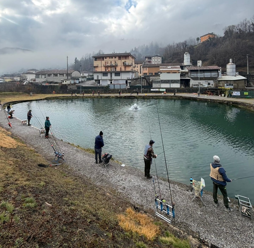 laghetto pesca sportiva brembilla 2 - La Voce delle Valli
