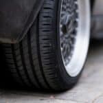 Almenno San Salvatore, gomme tagliate e viti negli pneumatici: segnalazioni dei residenti