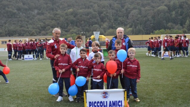 Piccoli Amici 4180807655 - La Voce delle Valli